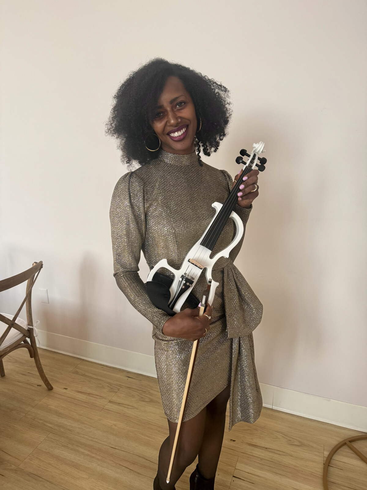 Katrina Grantham playing violin